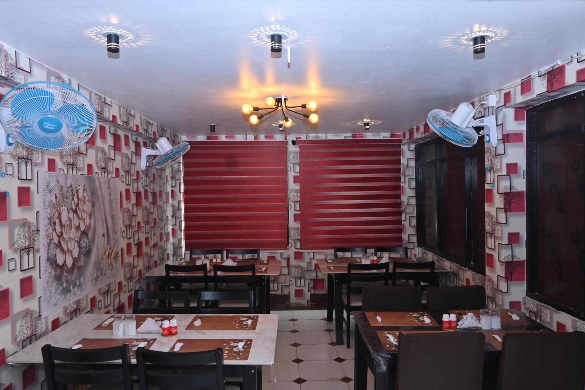 Hotel The Finch Puri Exterior photo
